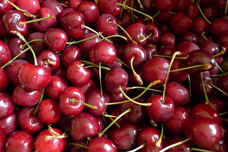 Preserving Cherries