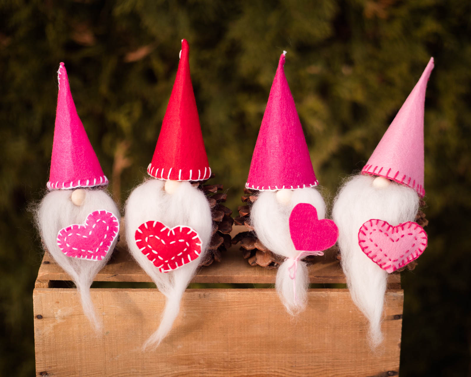 Valentine Gnome Hat & Heart by Backwoods Mama